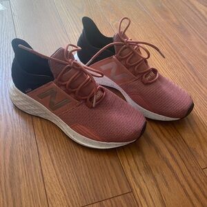 New Balance Roav Shoes
